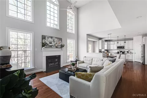 3107 Cove View Ln, Midlothian, VA 23112