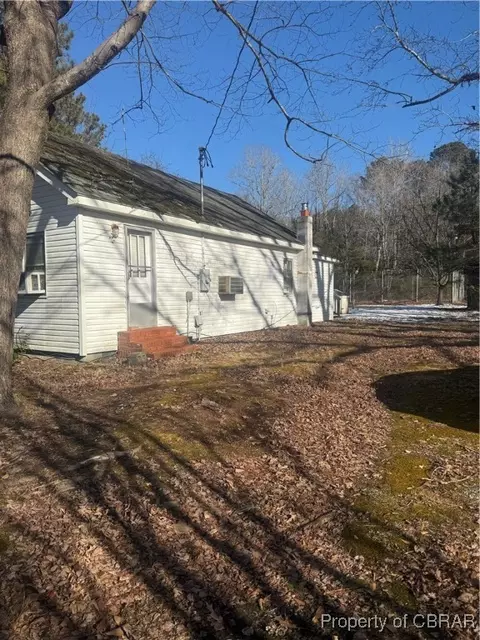 4881 Chestnut Fork Rd, Gloucester, VA 23061 photo 2