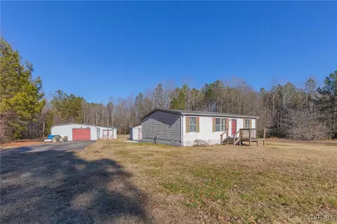 22271 Elms Ln, Disputanta, VA 23842