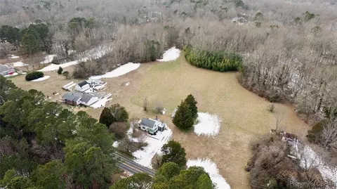 6470 T C Walker, Gloucester, VA 23061 photo 29