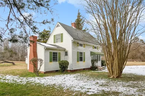 6470 T C Walker, Gloucester, VA 23061 photo 5