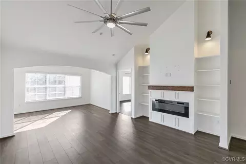 724 Bristol Village Dr #308, Midlothian, VA 23114