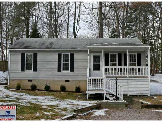 3000 Tevis Ln, Midlothian, VA 23112 photo 1