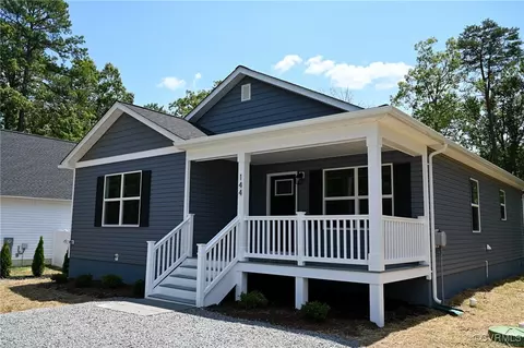 144 Albrough Blvd, Colonial Beach, VA 22443