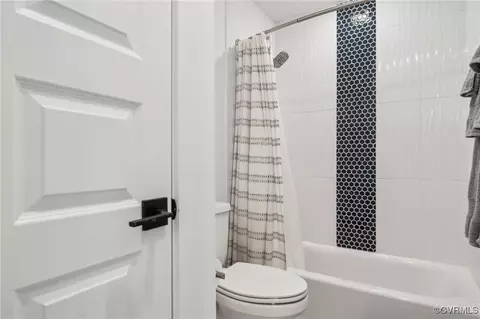 Bath - 6701 Ruby Hill Rd, Moseley, VA 23120 photo 6 of 6
