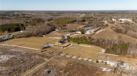 7804 Hungarytown Rd, Crewe, VA 23930