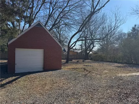Exterior - 3207 Watson Ave, Richmond, VA 23234 photo 2 of 4
