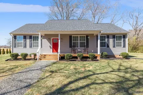 8630 Virginia St, Amelia Court House, VA 23002