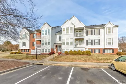 9395 London Tower Ct #606, Glen Allen, VA 23060