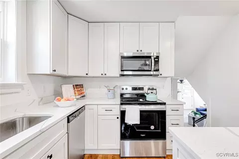 Kitchen - 1315 Castleton Rd, Richmond, VA 23225 photo 4 of 6