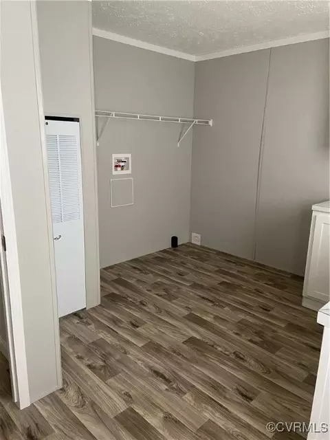 18 Smith St, Dendron, VA 23839 photo 5