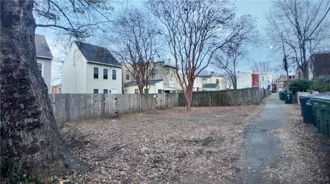 Exterior - 515 Catherine St, Richmond, VA 23220 photo 4 of 7