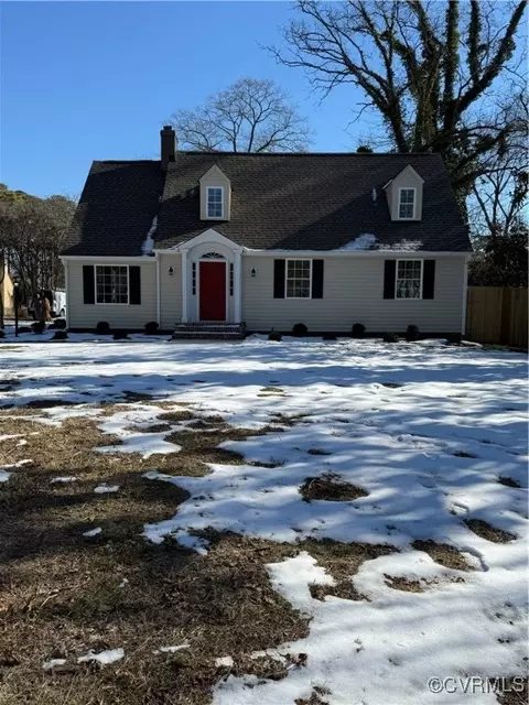 206 Pickett Ave, Sandston, VA 23150