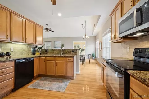14630 Windjammer Dr, Midlothian, VA 23112 photo 10