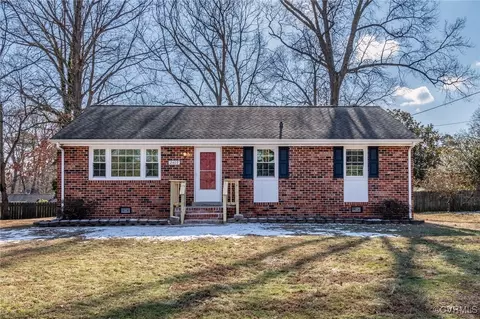 2409 Buena Vista Blvd, Chester, VA 23831
