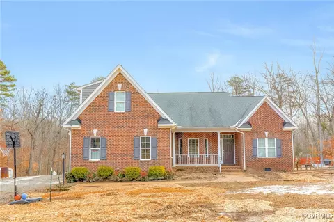 4963 Shannon Hill Rd, Kents Store, VA 23084