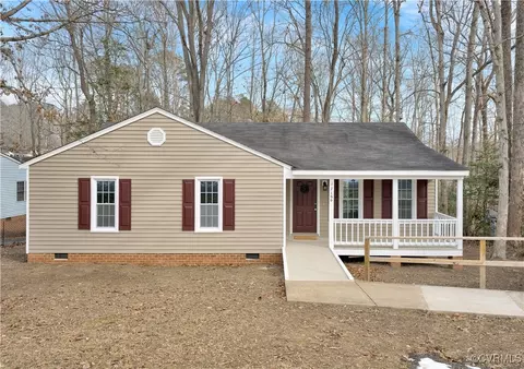 7166 Velvet Antler Dr, Midlothian, VA 23112