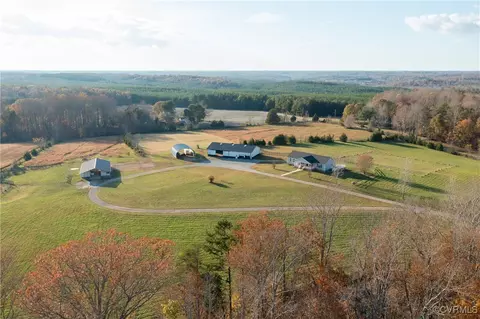9774 Five Forks Rd, Farmville, VA 23901