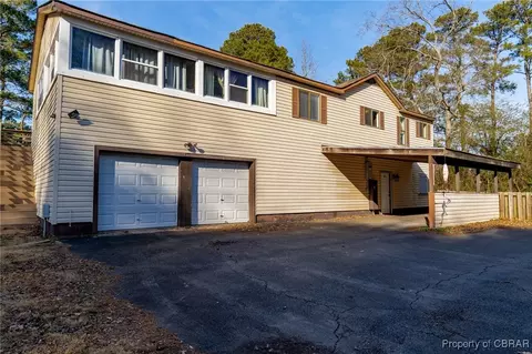 4128 Eagle Rd, Hayes, VA 23072 photo 2