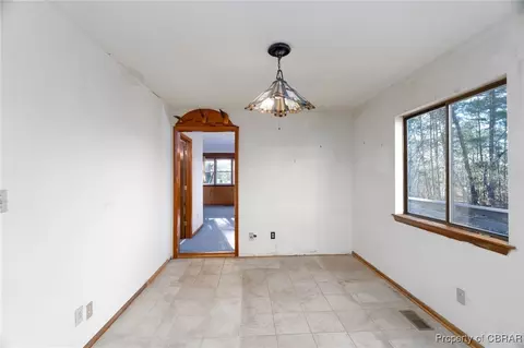 4128 Eagle Rd, Hayes, VA 23072 photo 5