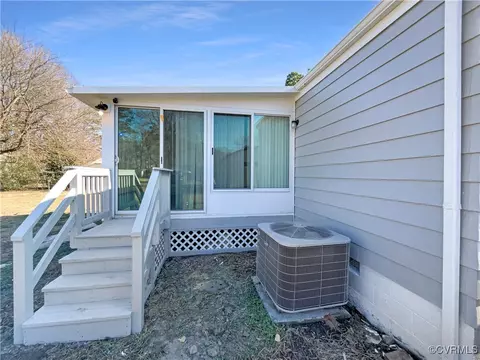 5412 Limestone Dr, Richmond, VA 23224 photo 9