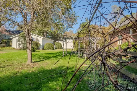 7235 Duval Ave, Gloucester, VA 23061 photo 9
