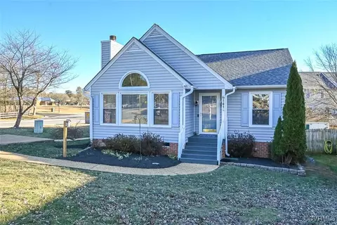 6141 Winding Hills Dr, Mechanicsville, VA 23111