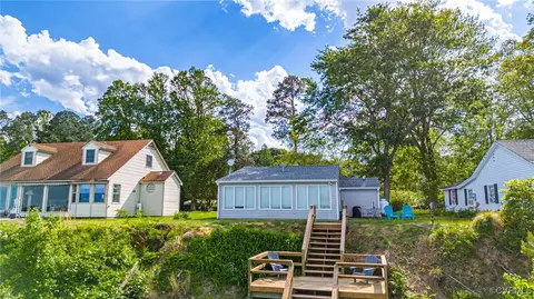 103 Riverside Dr, Center Cross, VA 22437
