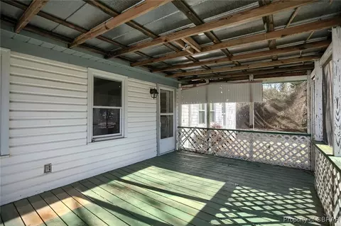 Exterior - 7450 Matoaka Ave, Gloucester Point, VA 23062 photo 3 of 5