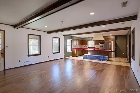 Living - 7450 Matoaka Ave, Gloucester Point, VA 23062 photo 1 of 6