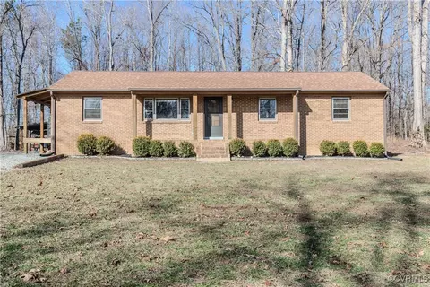 1614 Oak Ln, Powhatan, VA 23139