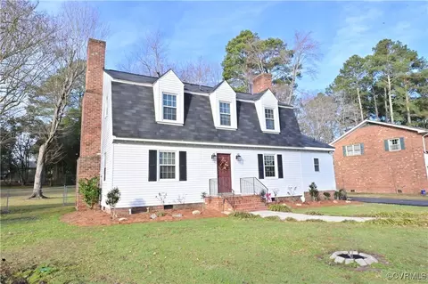 14608 Tranor Ave, Chester, VA 23836