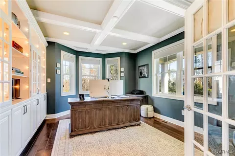 7012 Silverthread Dr, Moseley, VA 23120 photo 2