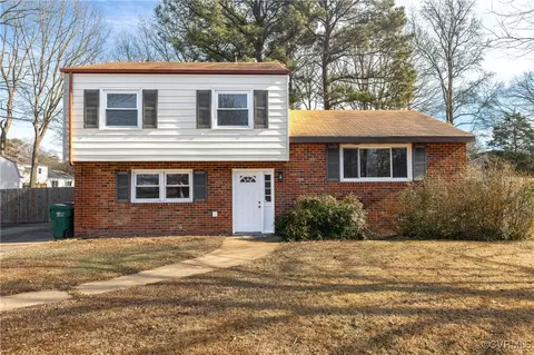 10913 London Dr, Glen Allen, VA 23060