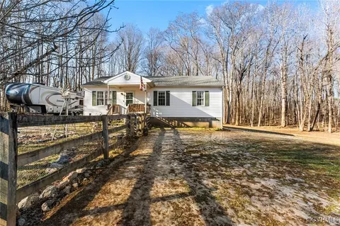 22 Hosten Ln, Powhatan, VA 23139