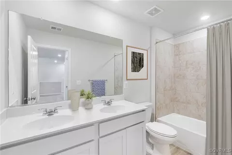 Bath - 5806 Ginger Dr, Providence Forge, VA 23140 photo 4 of 5