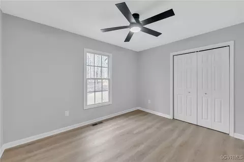 Bedroom - 3637 Forest Grove Rd, Sandy Hook, VA 23153 photo 4 of 5