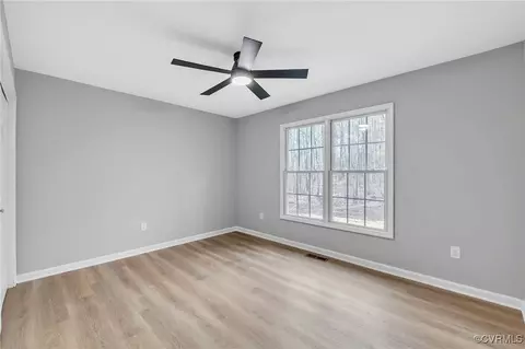 Bedroom - 3637 Forest Grove Rd, Sandy Hook, VA 23153 photo 2 of 5
