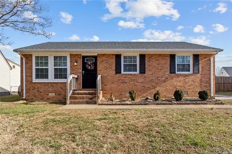 1404 Green Pasture Rd, Sandston, VA 23150
