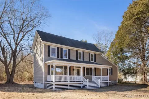 3152 Guinea Cir, Hayes, VA 23072