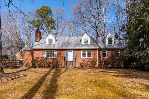 8252 Avignon Dr, North Chesterfield, VA 23235