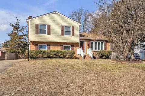 924 Bolton Rd, Richmond, VA 23225