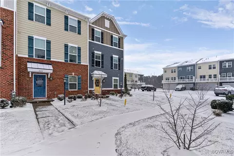 525 Crofton Village Trce, Midlothian, VA 23114