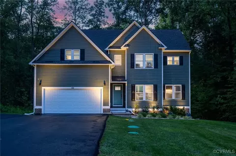 4608 Crossgate Rd, Chester, VA 23831
