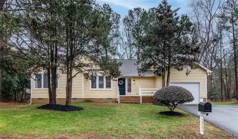 10731 High Mountain Ct, Glen Allen, VA 23060