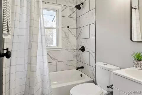Bath - 2203 Lamb Ave, Richmond, VA 23222 photo 5 of 5