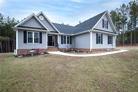 1990 Walnut Tree Rd, Powhatan, VA 23139 photo 2