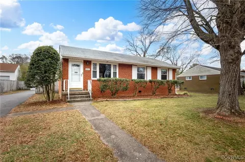 9707 Esmont Rd, Henrico, VA 23228