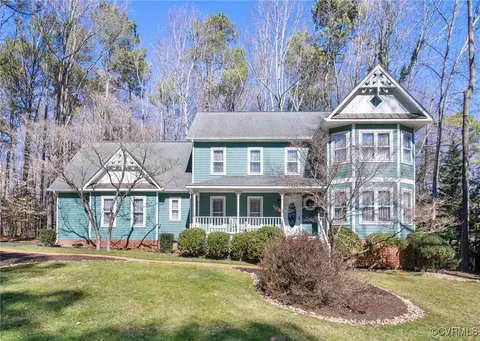 13708 Sunrise Bluff Rd, Midlothian, VA 23112