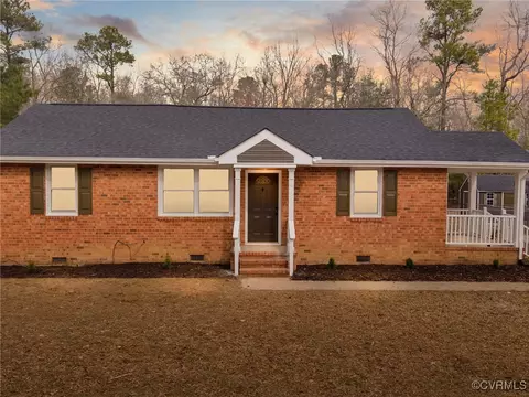 414 Reams Rd, Petersburg, VA 23805